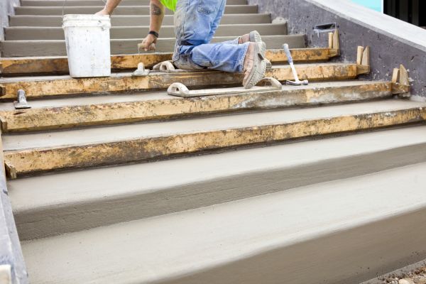 Concrete Steps Pouring in New Albany
