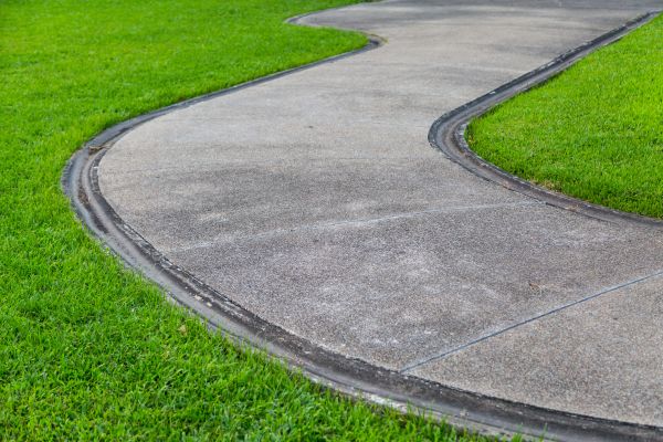 Concrete Sidewalk Construction in New Albany