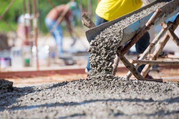 Backyard Concrete Pouring in New Albany