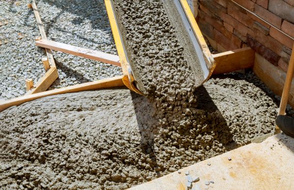 Cement Walkway Pouring in New Albany